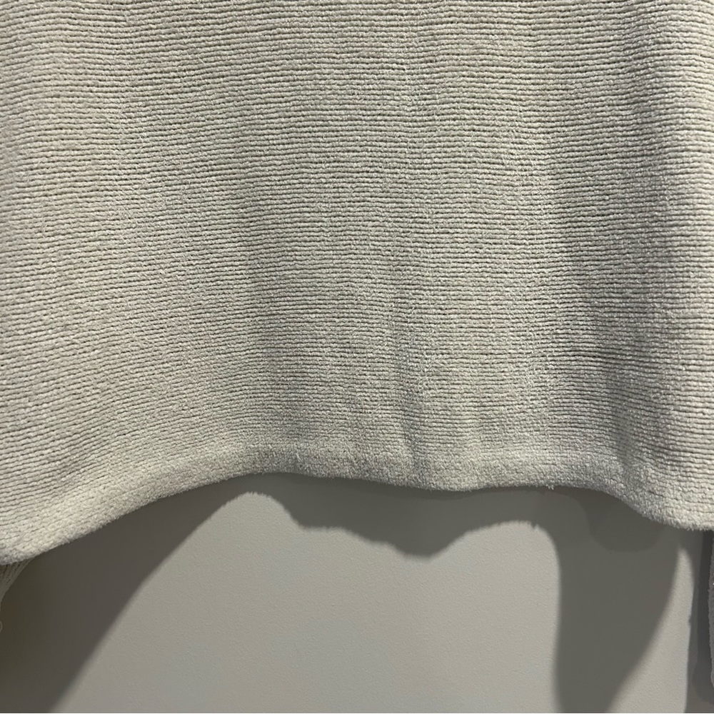Aritzia Wilfred Cream Sweater Size Small - Picture 8 of 8